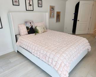 Queen Platform Bed