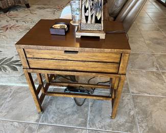 set of bedside tables - 2