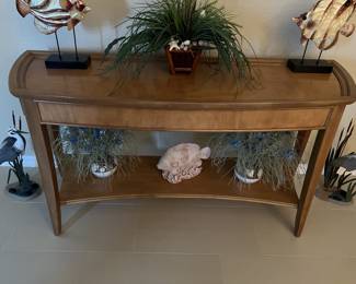 Credenza Primary suite