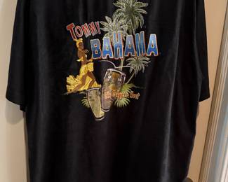 Tommy Bahama T-Shirt