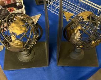 World Bookends