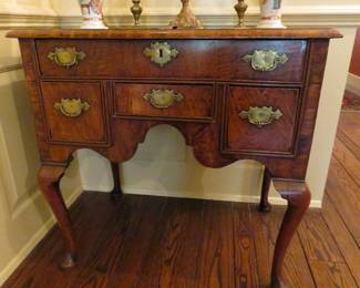 George II burled walnut dressing table