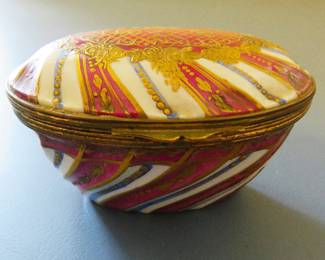Sevres noble porcelain trinket box