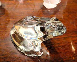 Baccarat frog