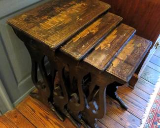 19th cent. Chinoiserie nesting tables