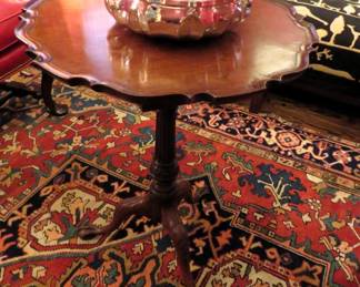 Georgian pie crust table 
