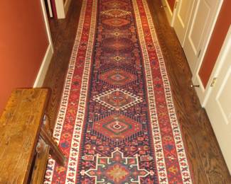 (BID ITEM) 13.3'x3.6' Persian runner rug