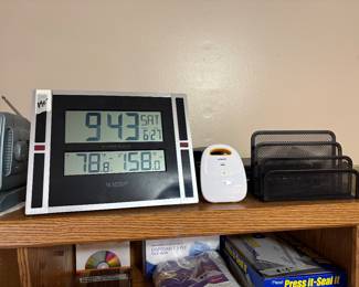 Office off kitchen - clock 