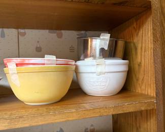 Kitchen - bowls 