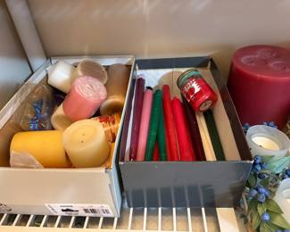 Office off kitchen - candles 