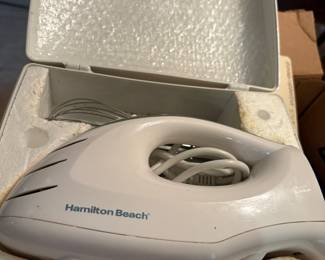 Kitchen - Hamilton Beach mixer