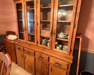 Dining room - nice China cabinet 