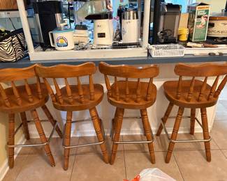 Set of 4 bar stools in area going into living room