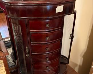 Jewelry box in master