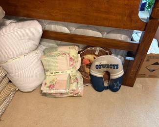 Bedroom - linens & more 