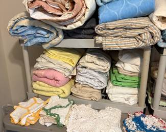 Bedroom - quilts & bedding 