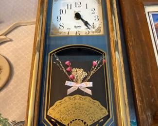 Office off kitchen - Clock 