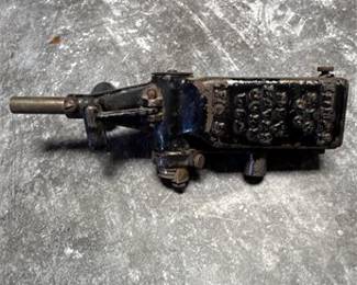 Lot 0903: Ideal No. 3 Cast-Iron Cartridge Reloading Tong Tool (photo 3)