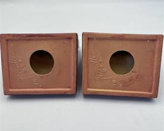 Lot 558: Roseville Pottery Foxglove Pattern Bookends, Pair (photo 3)