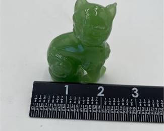 Lot 561: Franklin Mint Curio Cabinet Cats "Ch'ing Dynasty" Figure (photo 7)
