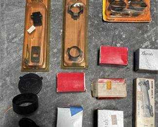 Lot 0749: Vintage Riflescope Rings, Bases & Mounts — Group Lot (photo 3)