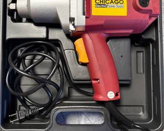 Lot 0543: Chicago Electric 45252 1/2-Inch Impact Wrench With Case (photo 3)