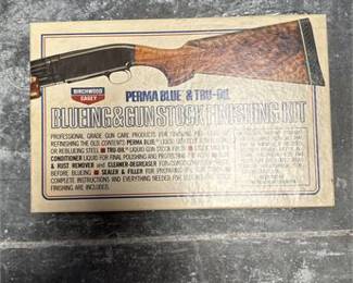 Lot 0907: Birchwood Casey Perma Blue & Tru-Oil Finishing Kit (photo 3)