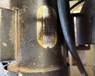 Lot 0530: Powermatic "Artisan's Saw" 10-Inch Contractor Table Saw (photo 3)