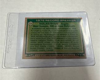 Lot 0761: 1977 Topps Nolan Ryan Record Breaker Baseball Card #234 (photo 2)