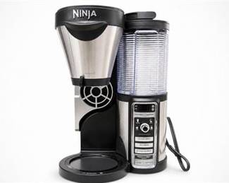 Lot 10007: Ninja CF080Q Coffee Bar Auto-iQ Maker With Easy Frother — current bid $6