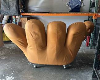 Lot 10073: Baseball Glove Lounge Chair, After De Pas, D'Urbino (photo 2)
