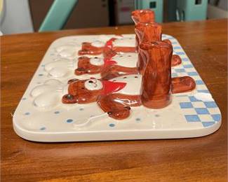 Lot 10042: B&D Ceramic Chef Bear Three-Hook Wall Plaque (photo 5)