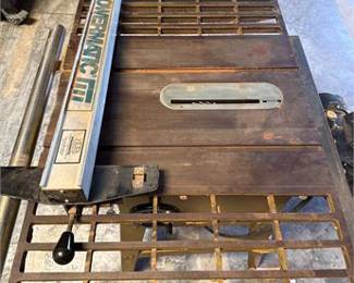 Lot 0530: Powermatic "Artisan's Saw" 10-Inch Contractor Table Saw (photo 2)