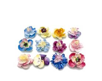 Lot 0348: Staffordshire Miniature Ceramic Flowers, Set of 12 (photo 2)