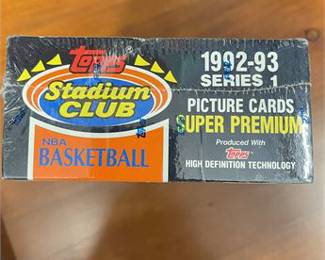 Lot 10005: Topps Stadium Club 1992-93 NBA Series 1 Hobby Boxes (8) (photo 5)