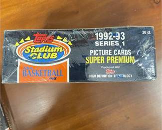 Lot 10005: Topps Stadium Club 1992-93 NBA Series 1 Hobby Boxes (8) (photo 2)