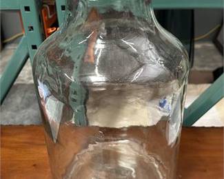 Lot 10069: Aqua-Tinted Soda-Lime Glass Wide-Mouth Storage Jar (photo 3)