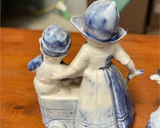 Lot 10043: Delft-Style Blue & White Porcelain Dutch Children Figurines (photo 6)