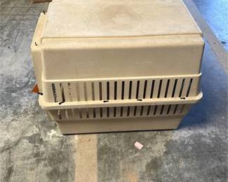 Lot 0531: Hard-Sided Dog Travel Kennel with Cabela's Camo Cover (photo 2)