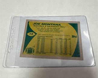 Lot 0755: 1989 Topps Joe Montana Football Card #12 (photo 2)