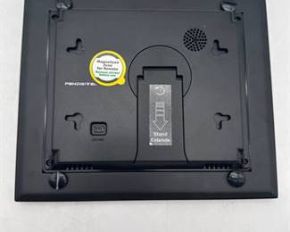 Lot 0462: Pandigital Digital Photo Frame with Accessories (photo 2)