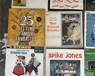 Lot 10064: Sixteen Vintage Jazz and Easy Listening LP Records (photo 5)