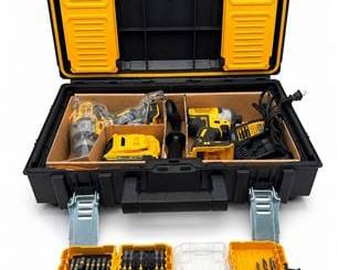 Lot 0585: DeWalt DCKTS291D1M1 20V MAX XR 2-Tool Combo Kit — current bid $29