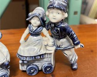 Lot 10043: Delft-Style Blue & White Porcelain Dutch Children Figurines (photo 7)
