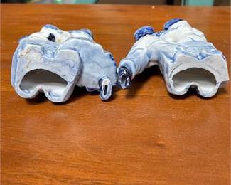 Lot 10043: Delft-Style Blue & White Porcelain Dutch Children Figurines (photo 8)