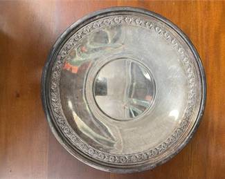 Lot 10040: F.B. Rogers & Reed & Barton Silverplate Holloware Group (photo 5)