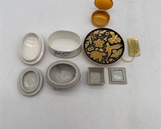 Lot 0497: Antonio Garcia Escobar Toledo Damascene & Porcelain Boxes (photo 4)