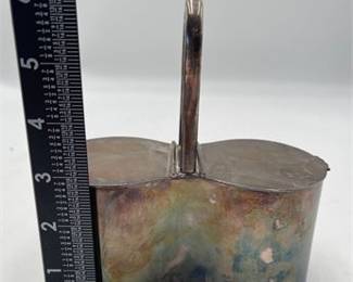 Lot 603: Walker & Hall Silver-Plate Twin-Well Condiment Server (photo 7)