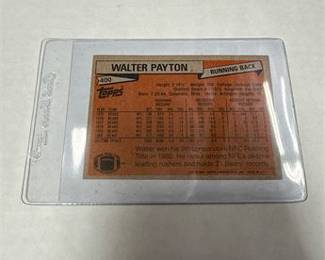 Lot 0753: 1981 Topps #400 Walter Payton Football Card (photo 2)