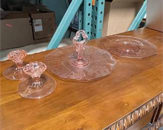 Lot 10011: Pink Depression Glass Console Set, c.1930s, 5 Pcs (photo 9)